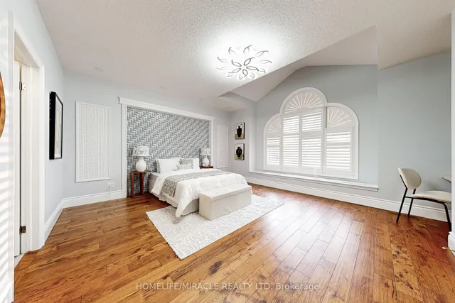 Additional image 33 of 7 Riesling Crt