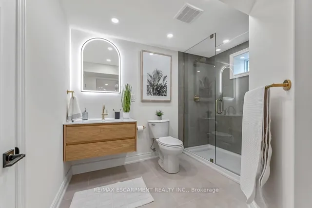 Additional image 22 of 48 Ferrara St