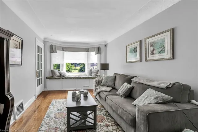 Additional image 9 of 118 East 6th St