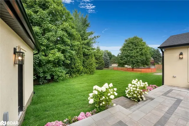 Additional image 44 of 977 Unsworth Ave