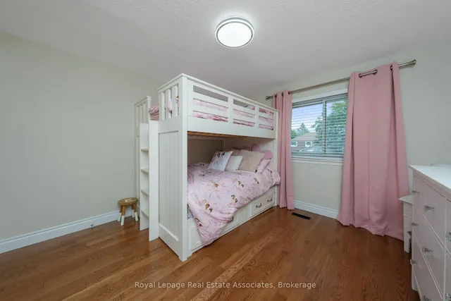 Additional image 19 of 53 Fanshawe Dr