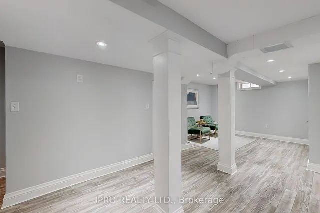 Additional image 27 of 5138 Lampman Ave