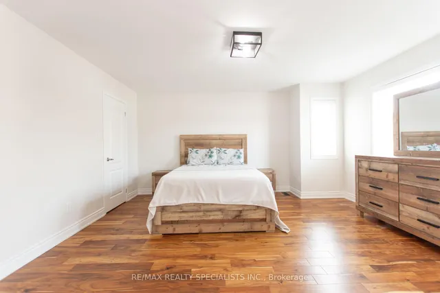 Additional image 34 of 929 Philbrook Dr