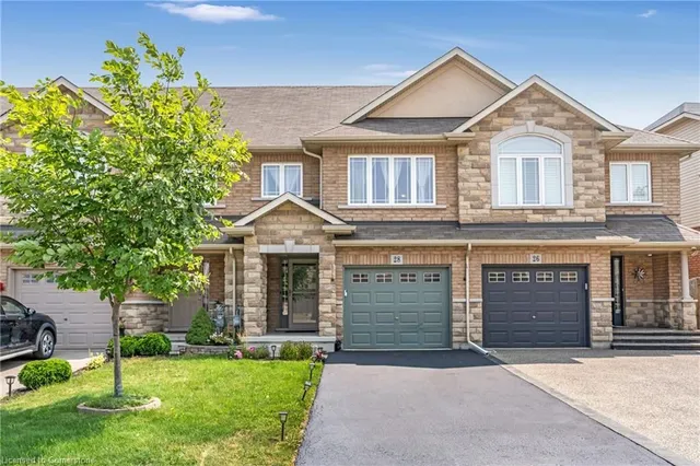 Additional image 3 of 28 Charleswood Crescent Cres