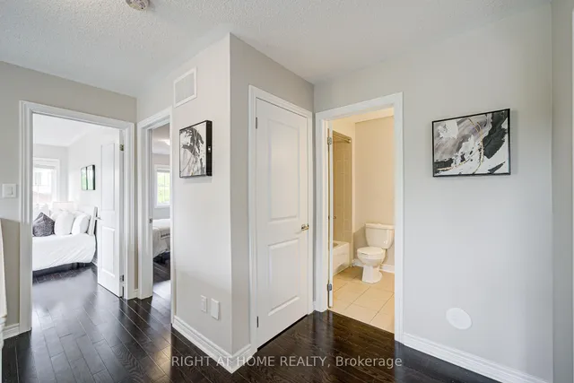 Additional image 40 of 1 Cedar Lake Cres