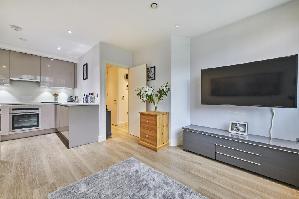 Additional image 6 of Ridgmont Plaza, 36 Ridgmont Road, St Albans, Herts, AL1