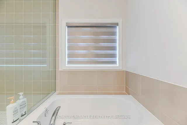 Additional image 33 of 9 Bavenden Cres
