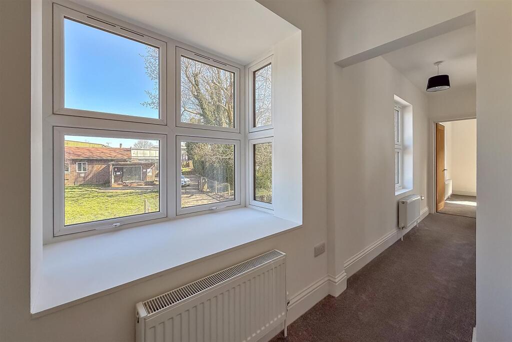 Additional image 5 of Frogmore, St. Albans