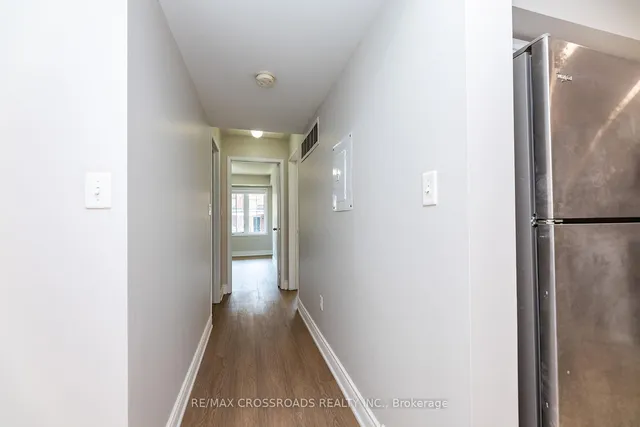 Additional image 18 of 2492 Post Rd Unit 7