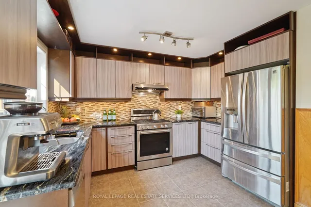 Additional image 12 of 641 Symons Cross