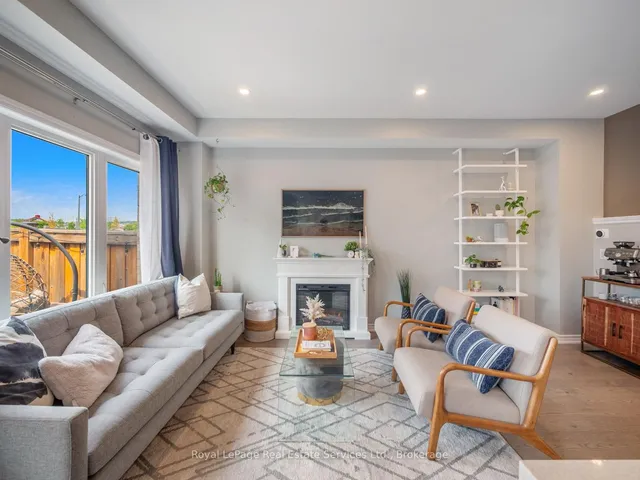 Additional image 17 of 431 Athabasca Common