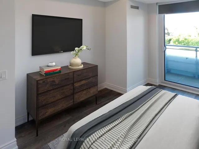 Additional image 19 of 1050 Main St Unit 208