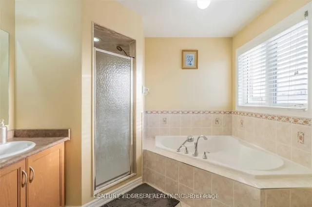 Additional image 11 of 41 Attview Cres