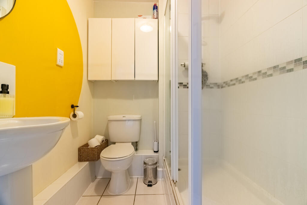 Additional image 14 of Bakers Close, St. Albans, Hertfordshire, AL1