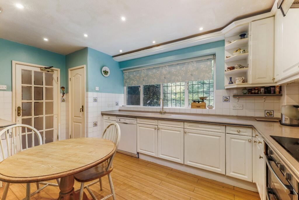 Additional image 7 of Park Avenue North, Harpenden, Hertfordshire