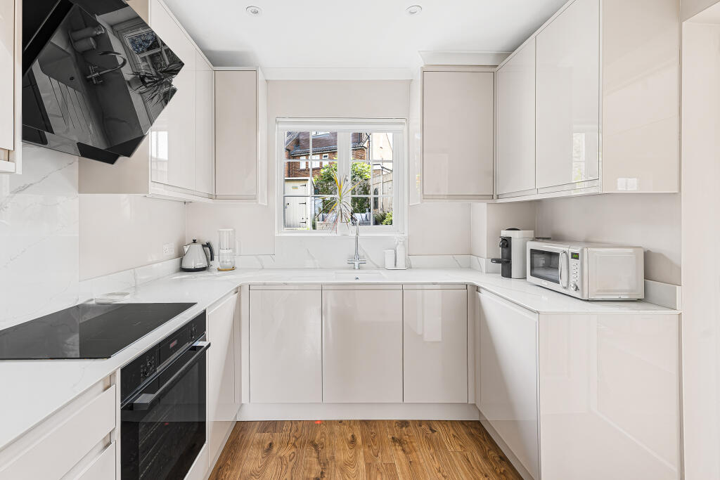 Additional image 3 of Saxon Close, Harpenden, AL5