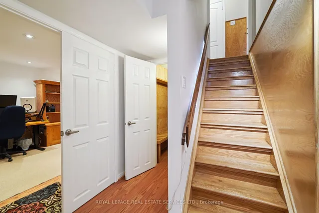 Additional image 26 of 641 Symons Cross