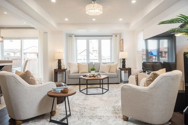 Additional image 8 of 335 Gooding Cres