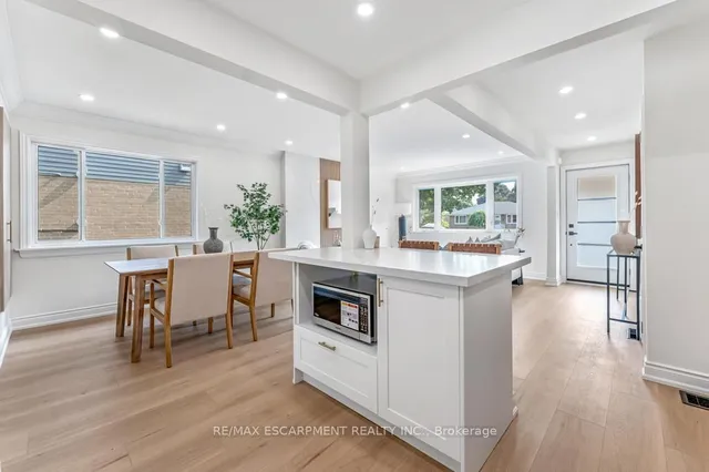 Additional image 6 of 48 Ferrara St