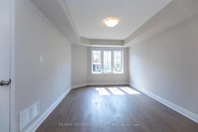 Additional image 23 of 2492 Post Rd Unit 7