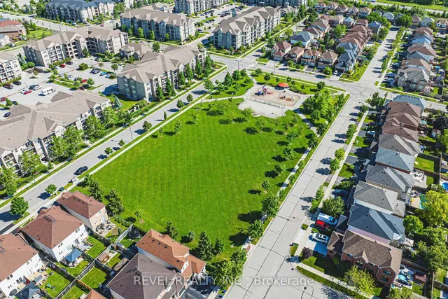 Additional image 31 of 1450 Main St Unit 106