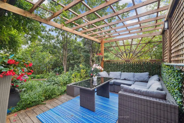 Additional image 33 of 641 Symons Cross