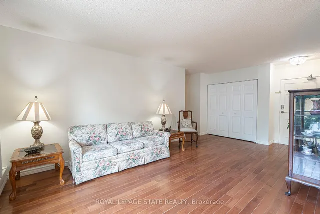 Additional image 6 of 1964 Main St Unit 707