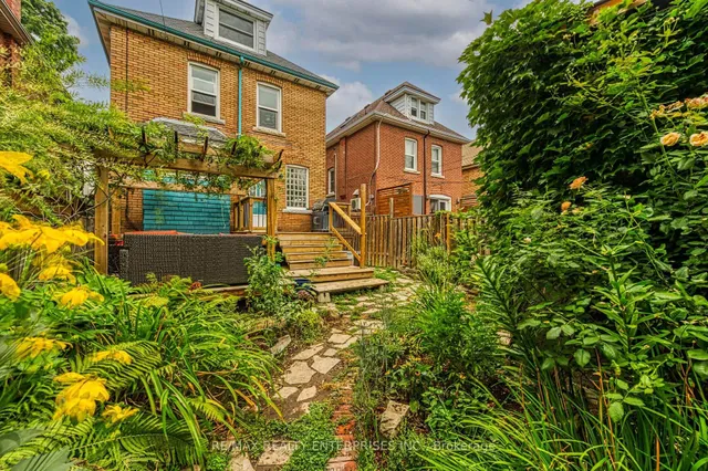 Additional image 44 of 67 Kensington Ave