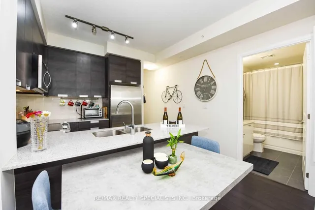 Additional image 3 of 5033 Four Springs Ave Unit 1418