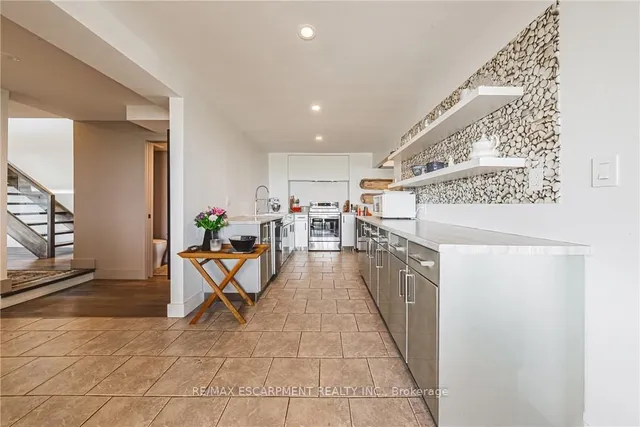 Additional image 13 of 5 Dexter Ave