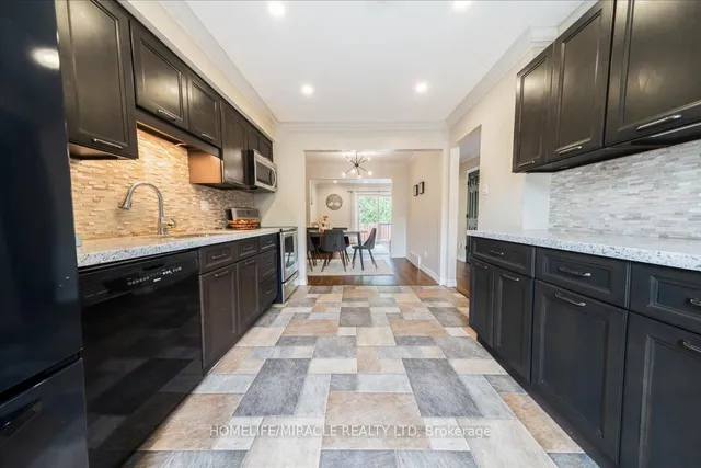 Additional image 24 of 1548 Westminster Pl