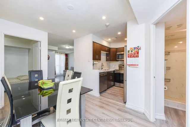 Additional image 31 of 7405 Goreway Dr Unit 520