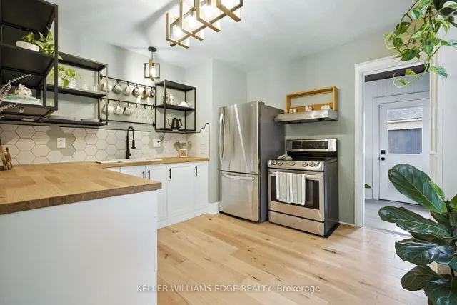 Additional image 10 of 1999 Main St