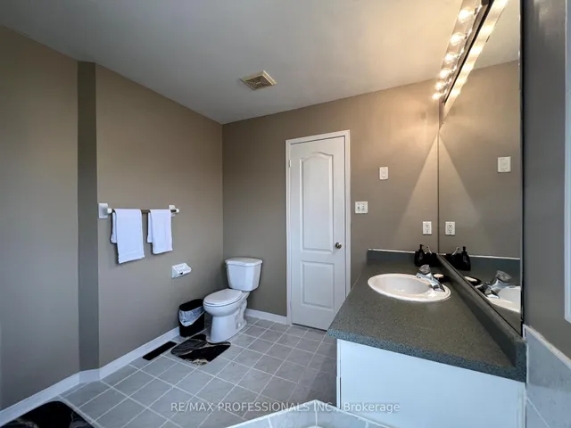 Additional image 30 of 25 Whitehouse Cres