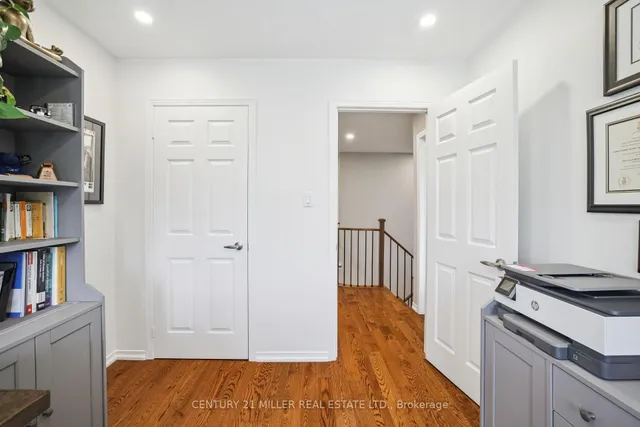 Additional image 23 of 1745 Cobra Cres