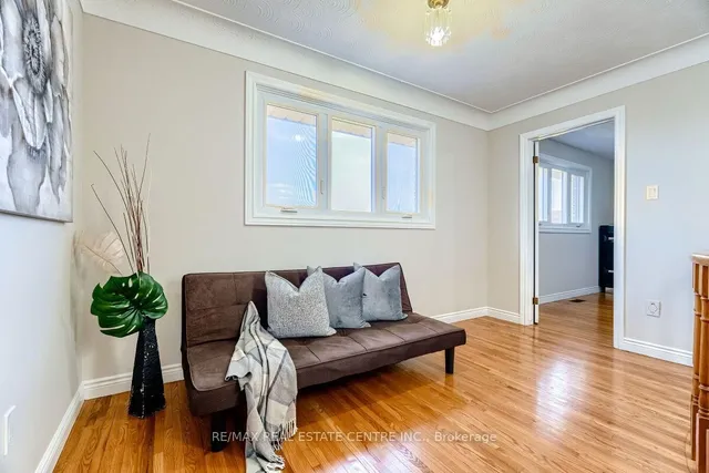 Additional image 19 of 16 Vogue Crt