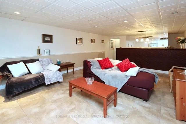 Additional image 15 of 1300 Marlborough Crt Unit 136