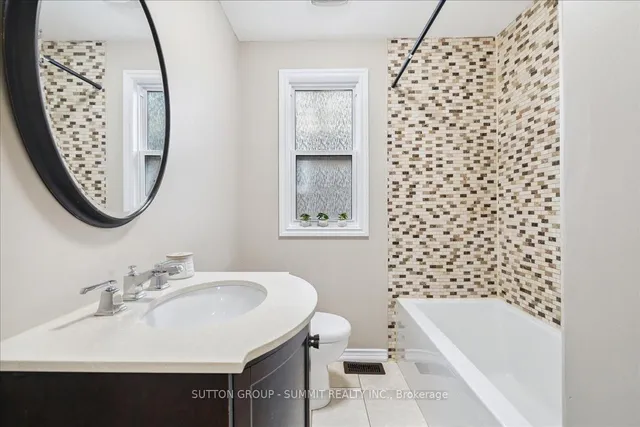 Additional image 4 of 229 East 12th St