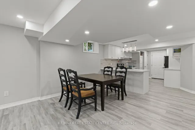 Additional image 23 of 135 Raymond Rd