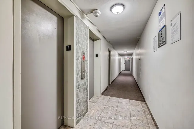 Additional image 7 of 1950 Main St Unit 202