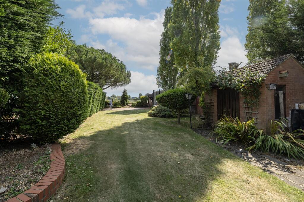 Additional image 28 of Watford Road, St. Albans