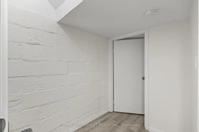 Additional image 14 of 48 Locke St