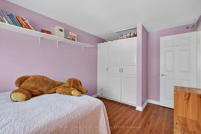 Additional image 23 of 60 Gondola Cres