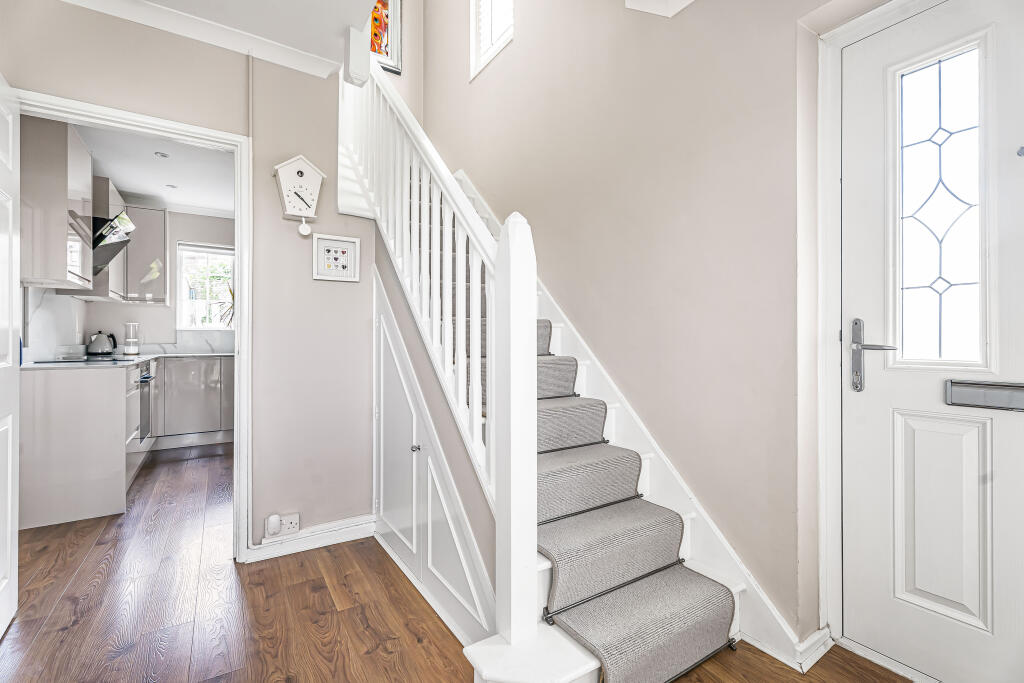 Additional image 6 of Saxon Close, Harpenden, AL5