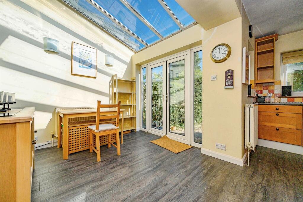 Additional image 3 of Pondfield Crescent, St. Albans