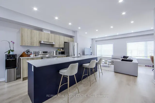 Additional image 15 of 52 SENTINEL Lane