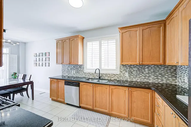 Additional image 8 of 29 Teal Crest Circ