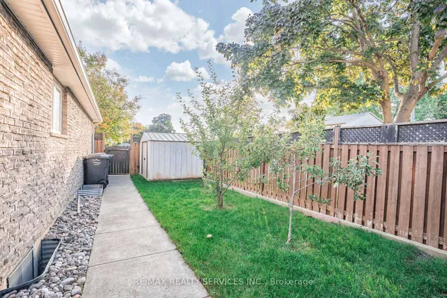 Additional image 32 of 66 Tindale Rd