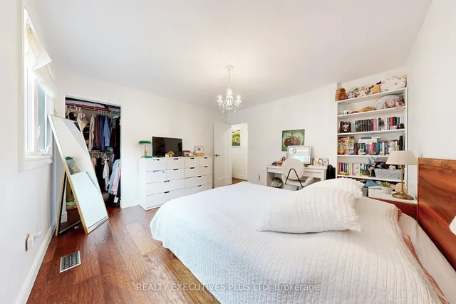 Additional image 26 of 23 Hildegard Dr