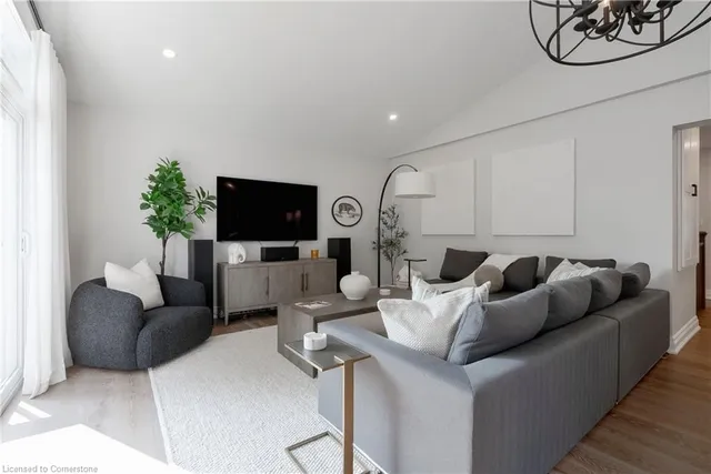 Additional image 16 of 20 Mountain Park Ave